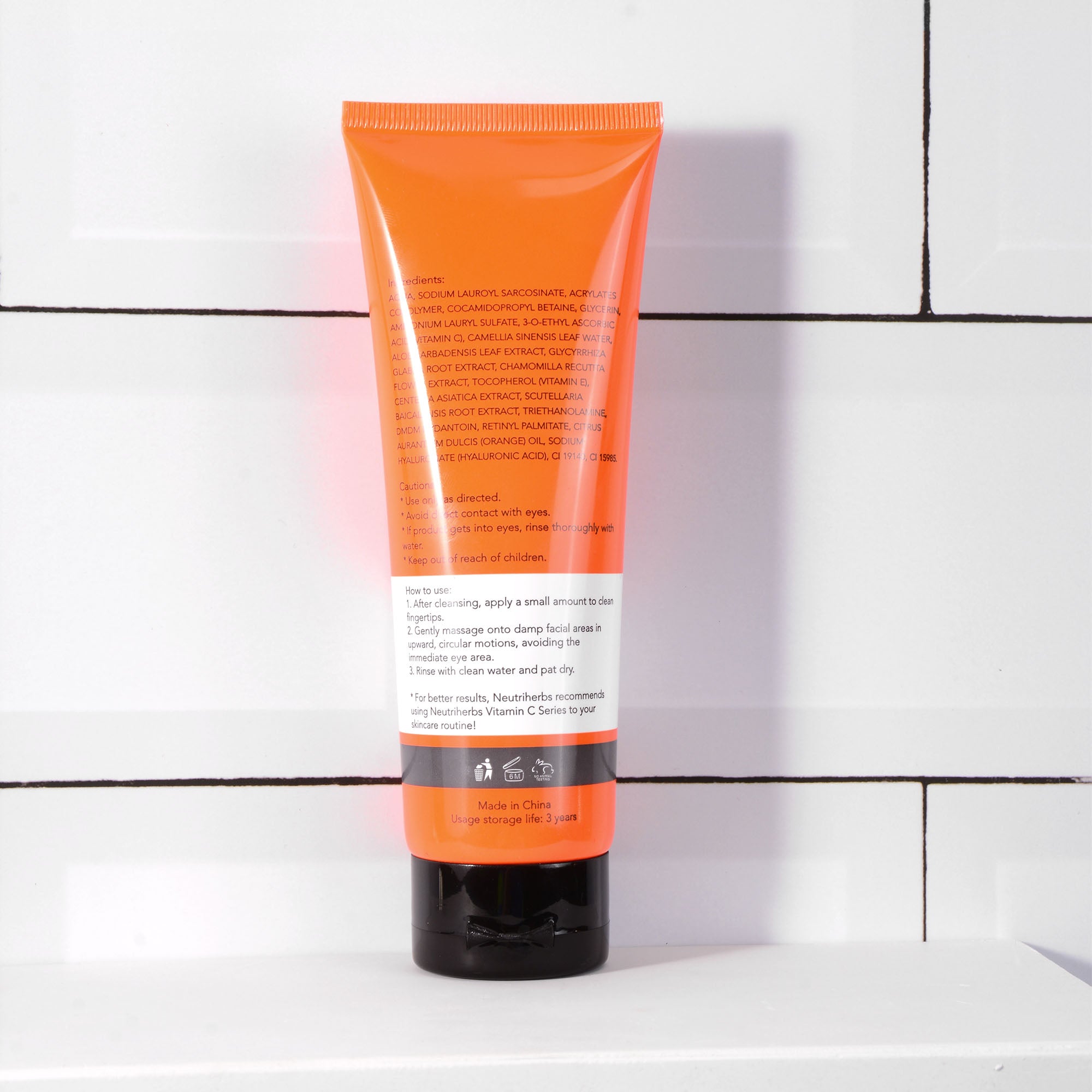 Vitamin C Brighten &amp; Glow Cleanser - 120ml