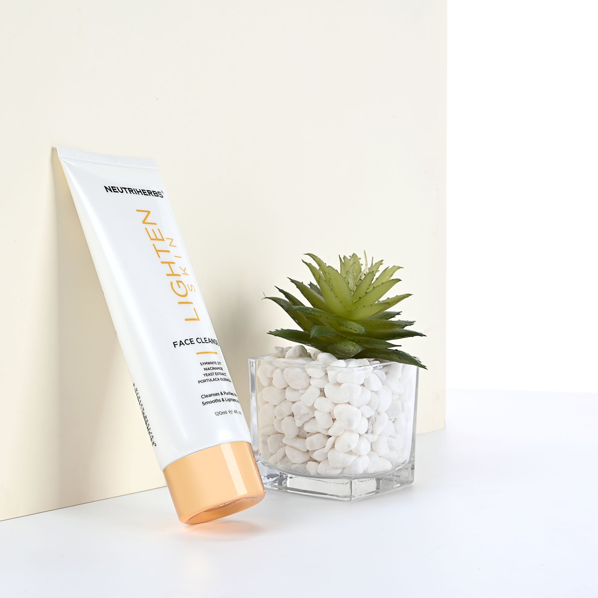 Lighten Skin Face Cleanser - 120ml
